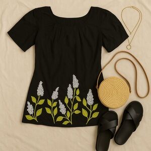 Floral and butterfly Embroidered tunic dress size small